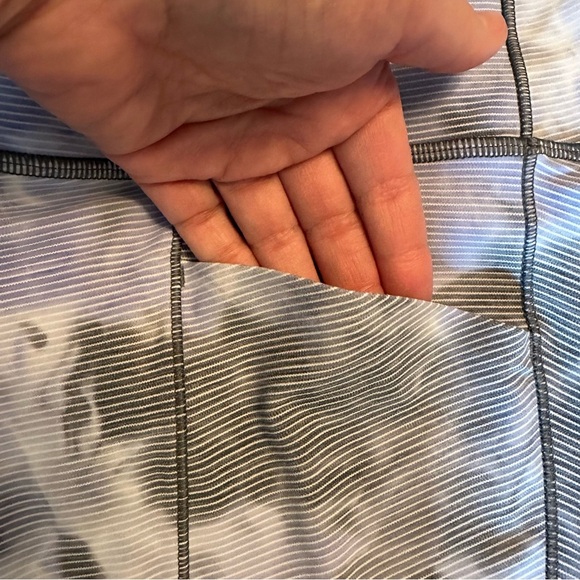 Athleta | Women's Blue & Gray High Rise Crop Leggings Size Medium - Picture 6 of 10